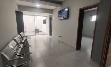 Consultorios en Renta en col. Vallarta Poniente, Guadalajara