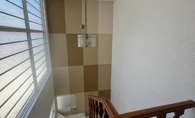 Hermosa casa en renta en Residencial Acueducto