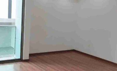 OPORTUNIDAD!!Hermosa casa con roof en venta