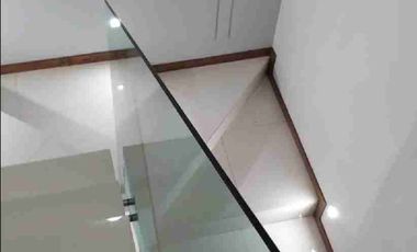 OPORTUNIDAD!!Hermosa casa con roof en venta