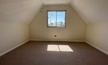 CASA EN ARRIENDO, A 1 CUADRA COLEGIO CONCEPCION LINARES