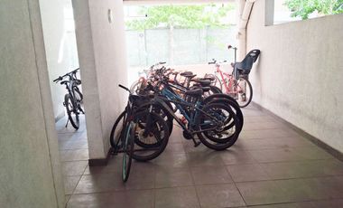 3D+Servicio, 3B, Terraza y 2 Estacionamientos + Piscina