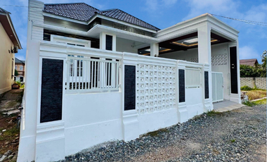 Dijual Rumah Classic di Kawasan Batoh Desa Bayu - Hunian Full Spek Lengkap Fasilitas!