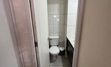 Arriendo Departamento 1 Dormitorio, Semi-Amoblado Metro Republica