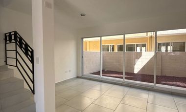 CASA EN RENTA EN FRACC VIÑEDOS – Privada Ardenza- HIDALGO
