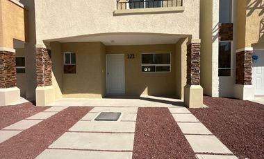 CASA EN RENTA EN FRACC VIÑEDOS – Privada Ardenza- HIDALGO