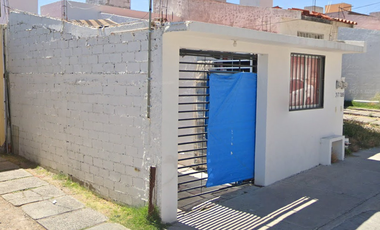 CASA EN VENTA JARDINES DE VILLAS SANTIAGO DE QUERETARO ¡PROPIEDAD EN REMATE, YA ADJUDICADA!