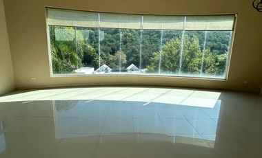 Casa Bosques de Valle Alto