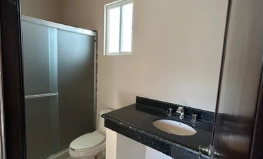 Casa Bosques de Valle Alto