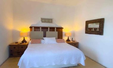 CASA CON HERMOSA VISTA EN VENTA en Fraccionamiento privado Porto Ixtapa en Ixtapa Zihuatanejo de UNA PLANTA.