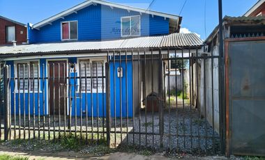 SE VENDE CASA HABITACIÓN DE 2 PISOS AMPLIADA EN CALLE LOS PAPAYOS, POBLACIÓN CARLOS FOLLERT, SECTOR FRANCKE