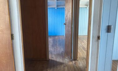 SE VENDE CASA HABITACIÓN DE 2 PISOS AMPLIADA EN CALLE LOS PAPAYOS, POBLACIÓN CARLOS FOLLERT, SECTOR FRANCKE