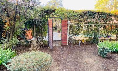 ARRIENDO CASA PROVENZAL TIERRAS LINDAS SANTA ELENA DE CHICUREO