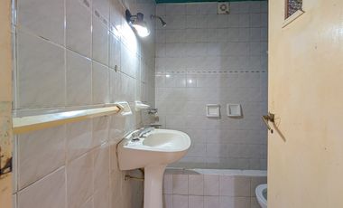 Venta - Departamento de pasillo - Dos dormitorios - Patio - Parilla - Matheu- Rosario