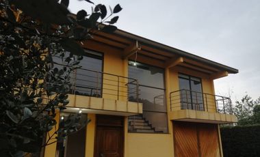 hermosa casa en la vereda fonqueta chia