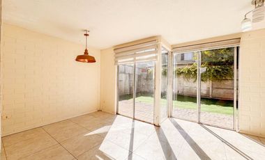 Casa en Villa los Escritores · Venta UF 2.770