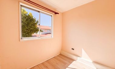 Casa en Villa los Escritores · Venta UF 2.770