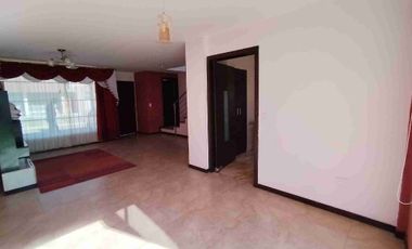 CASA DE VENTA LA ARMENIA, VALLE DE LOS CHILLOS, CONOCOTO