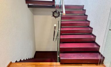 Residencia de Lujo en Privada con Seguridad 24/7 en Venta.