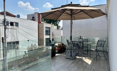 Residencia de Lujo en Privada con Seguridad 24/7 en Venta.