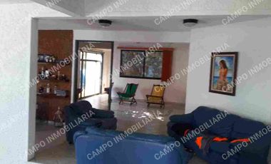 RENTA CASA SANTA MARIA EN PRIVADA CON PORTÓN ELÉCTRICO. 
CASA SOLA AMPLIA  EN PRIVADA CON PORTÓN ELÉCTRICO.