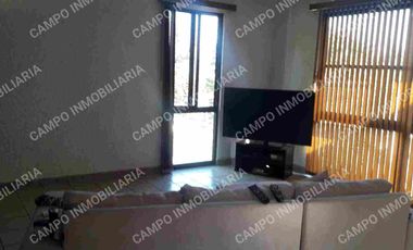 RENTA CASA SANTA MARIA EN PRIVADA CON PORTÓN ELÉCTRICO. 
CASA SOLA AMPLIA  EN PRIVADA CON PORTÓN ELÉCTRICO.