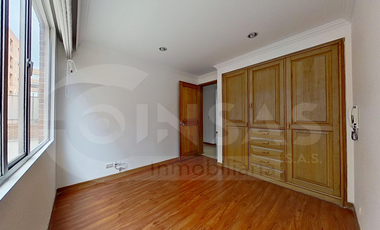 Apartamento en arriendo en Santa Barbara Floresta