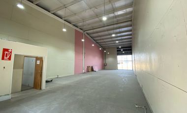 ARRIENDO Locales Comerciales de 215,5 m2 para outlets, Quilicura