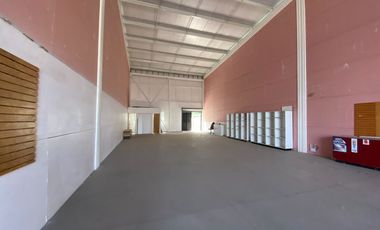 ARRIENDO Locales Comerciales de 215,5 m2 para outlets, Quilicura