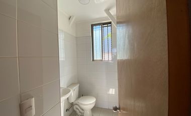 ARRIENDO Local Comercial de 862 m2 para outlets, Quilicura