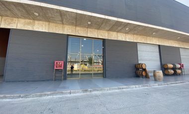 ARRIENDO Local Comercial de 862 m2 para outlets, Quilicura