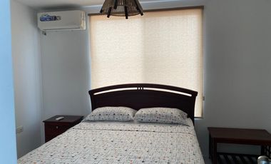 VENTA CASA DE PLAYA AMOBLADA PUNTA BLANCA SANTA ELENA 3 DORMITORIOS .