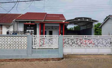 Rumah Di Arza villa graha 2. jl kali batas, Mendalo