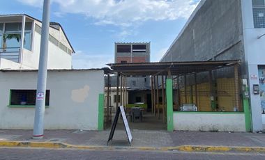 VENTA CASA EN MALECON DE LA LIBERTAD SANTA ELENA