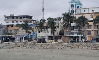 VENTA CASA EN MALECON DE LA LIBERTAD SANTA ELENA