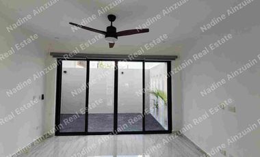 Renta casa de 1 nivel,ubicada en Residencial Río by Cumbres Cancún. 3 recámaras, Amenidades, casa Club, seguridad 24 horas.