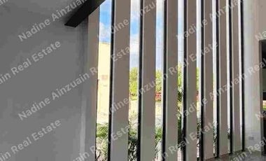 Renta casa de 1 nivel,ubicada en Residencial Río by Cumbres Cancún. 3 recámaras, Amenidades, casa Club, seguridad 24 horas.