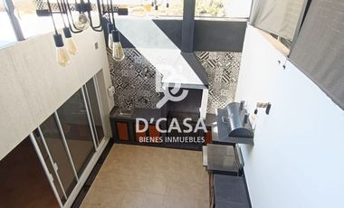SE VENDE CASA EN ARBOLEDAS