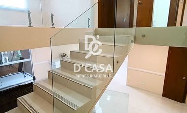 SE VENDE CASA EN ARBOLEDAS