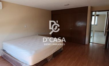 SE VENDE CASA EN ARBOLEDAS