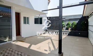 SE VENDE CASA EN ARBOLEDAS
