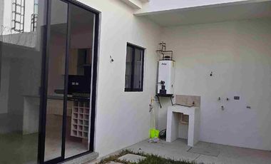 RENTA CASA ZONA SUR CERCA DE PUERTO INTERIOR