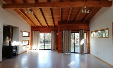 En Arriendo modena casa a minutos de Villarrica