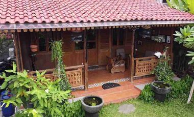 Jual Tanah 2 are free rumah joglo kayu tua Moh.Yamin Renon Denpasar