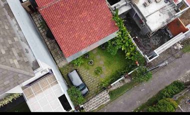 Jual Tanah 2 are free rumah joglo kayu tua Moh.Yamin Renon Denpasar