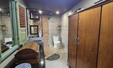 Jual Tanah 2 are free rumah joglo kayu tua Moh.Yamin Renon Denpasar