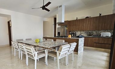 CASA EN RENTA POR DÍA  CON VISTA AL MAR EN HUATULCO