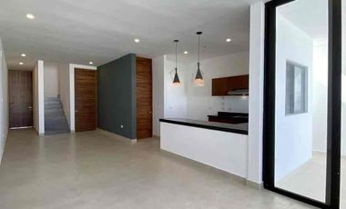casa equipada en temozon norte merida amplia acabados de alta calidad con piscina