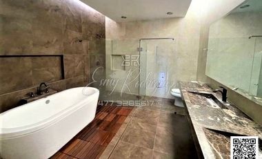 ESPECTACULAR CASA EN RENTA, LA CAMPIÑA. León,Gto; 3 REC. CON BAÑO, 5 AUTOS, VIGILANCIA.