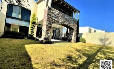 ESPECTACULAR CASA EN RENTA, LA CAMPIÑA. León,Gto; 3 REC. CON BAÑO, 5 AUTOS, VIGILANCIA.